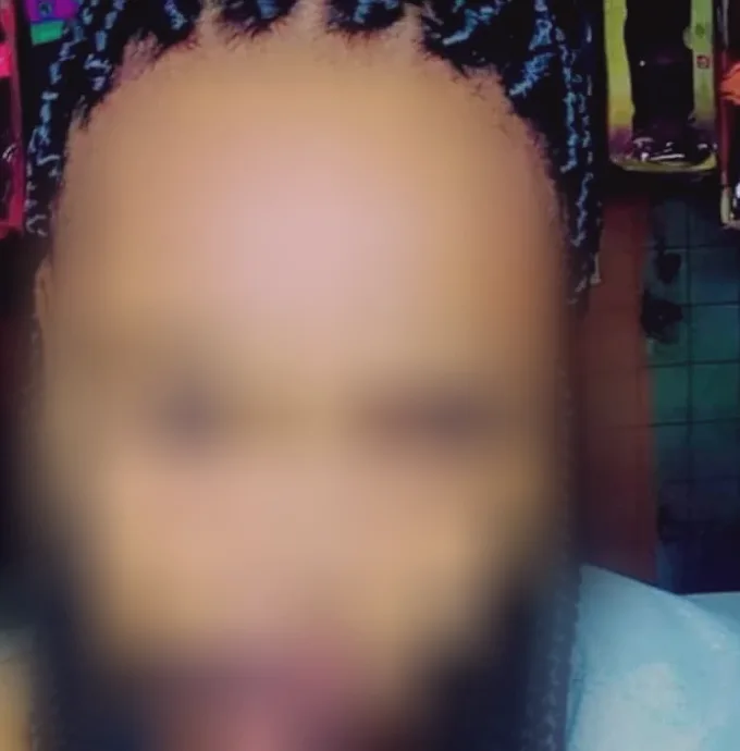 Selma, 23